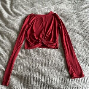 Gaze Red Twist Long Sleeve Crop Top